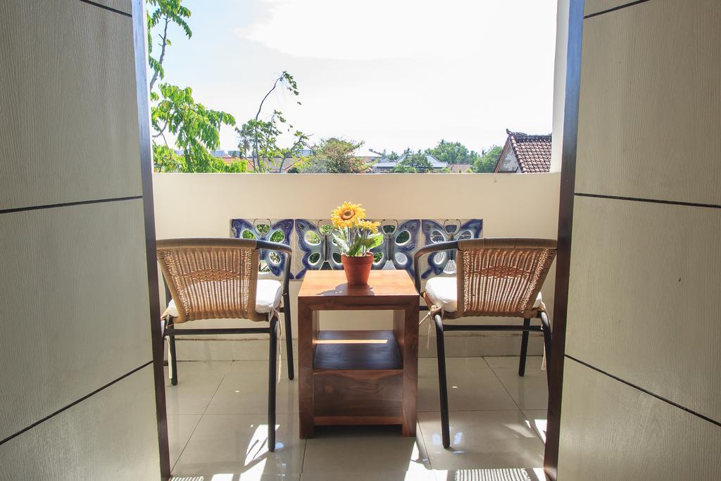 Ivanka Airport Inn Kuta Lombok Esterno foto