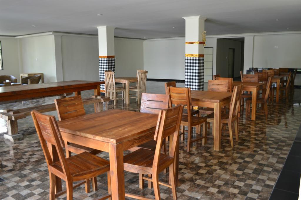 Ivanka Airport Inn Kuta Lombok Esterno foto